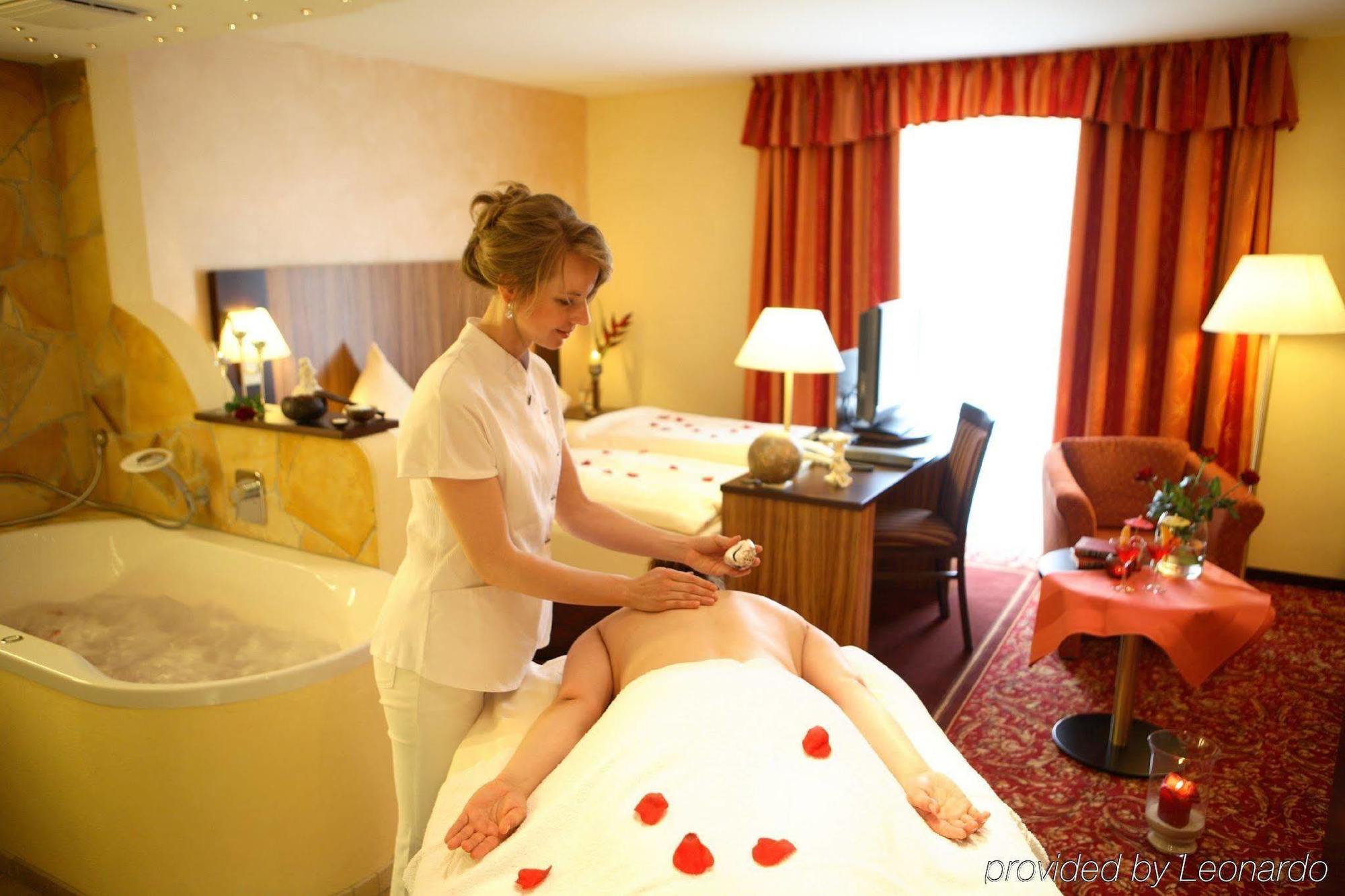 HOTEL LIFESTYLE RESORT ZUM KURFÜRSTEN BERNKASTEL-KUES 4* (Deutschland) -  von € 343 | HOTEL-MIX